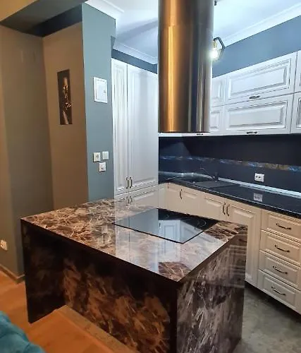 Balcescusuite * Bucarest