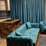 Balcescusuite Апартаменти